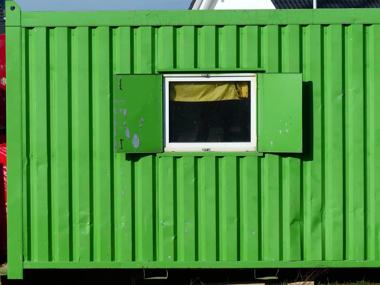 construction containers, construction site containers, container, quick container of construction of, habitable containers, mobile raumzelle, mobile, room modules, apartment, green, pretty, window, shutter, site container. Prefab studio sheds: six quote comparison criteria