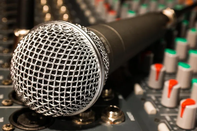 microphone, mixer, cable, microphone cable, singing, to sing, amplifier, amp, power mixer, controller, audio, music, sound studio, teacher's desk, sound, studio, music system, poti, music studio, vocal microphone, microphone, microphone, microphone, microphone, microphone, singing, singing, music, studio, music studio. Which studio builder upgrades earn their price, and which are margin